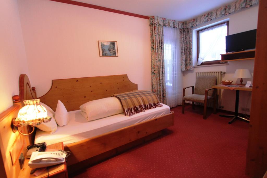 Reikartz Hotel Bergpanorama Пфронтен Номер фото